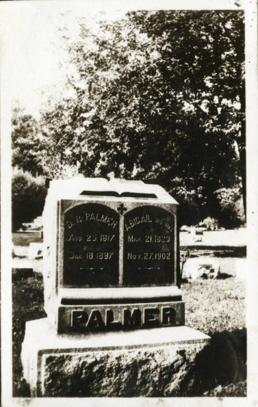 Dan and Abigail Palmer tombstones