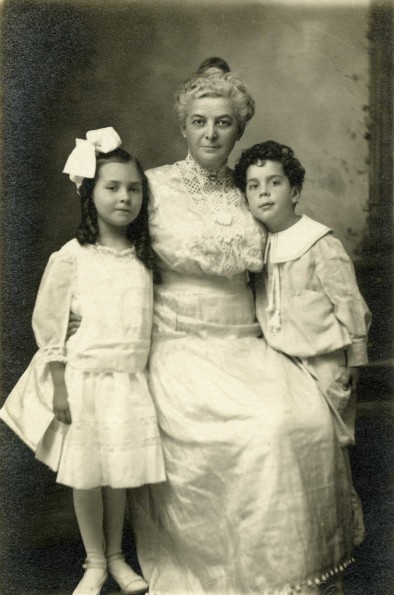 Flora Plummer with her adopted children, Dorothy and Donald