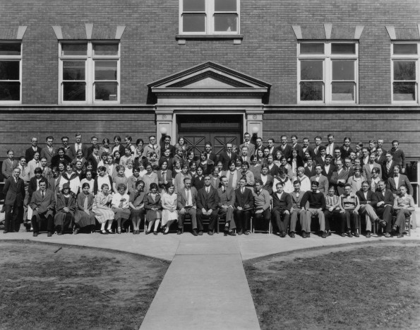 Broadview College faculty and students in front of College Hall, 1926-1928