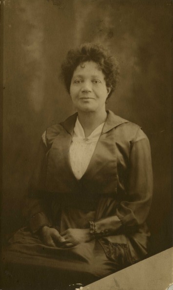 Mary E. Loomis