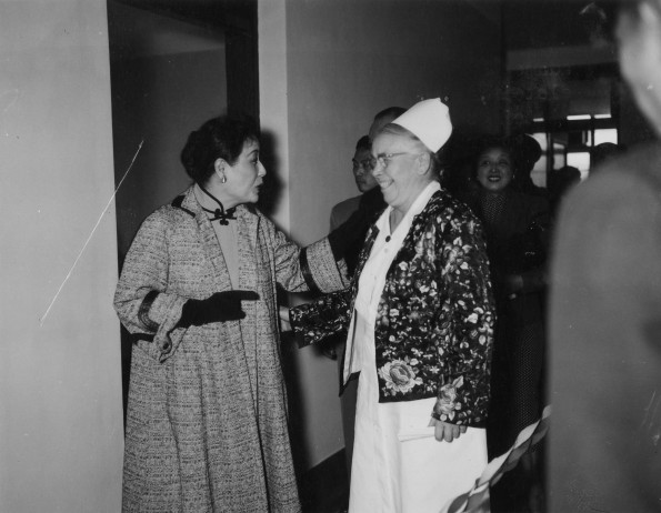 Madame Chiang Kai-shek and Elisabeth Redelstein, R.N., renew old acquaintances at Taiwan Sanitarium and Hospital