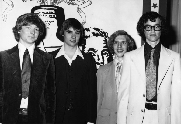 Andrews Academy students receive honors awards, 1976