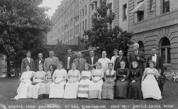 Guests from Arkansas at the Battle Creek Sanitarium, July 1911