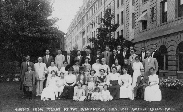 Battle Creek Sanitarium guests from Texas, July 1911