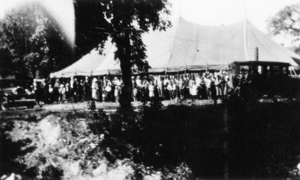 Tent meetings for colored people in Battle Creek, 1933