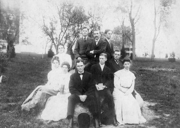 Union College faculty and student group about 1909