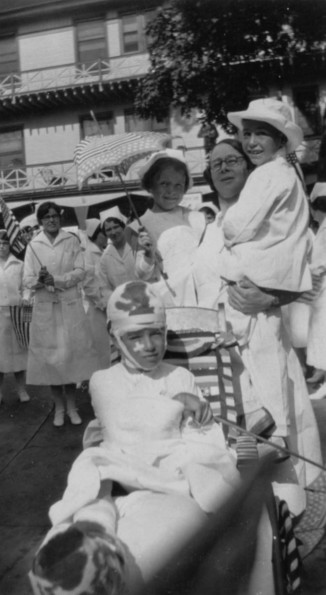 Hinsdale Sanitarium and Hospital staff participate in a parade