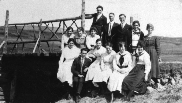 Oshawa Missionary College, Oshawa, Ontario, 12th and 14th grade graduating Class 1920