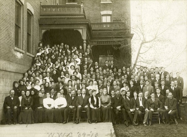 Walla Walla College faculty and students, 1909-1910