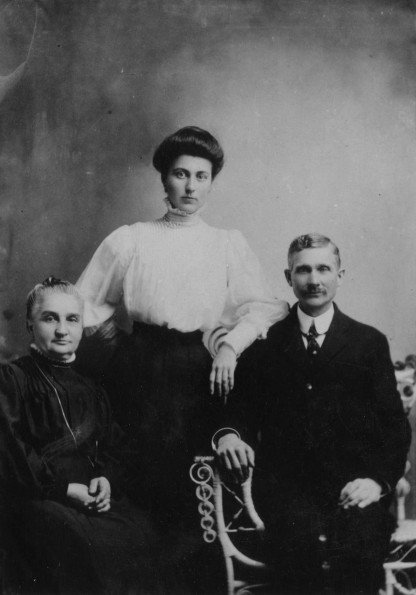 George R. and Hannah J. Manby with an unknown Edith