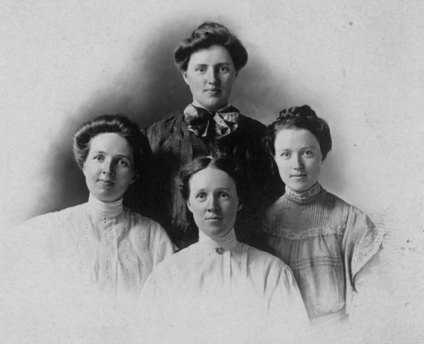 Emmanuel Missionary College first lady Roberta Andrews Graf with three unknown ladies