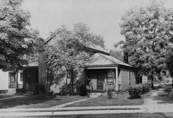 The White home on Wood street in Battle Creek