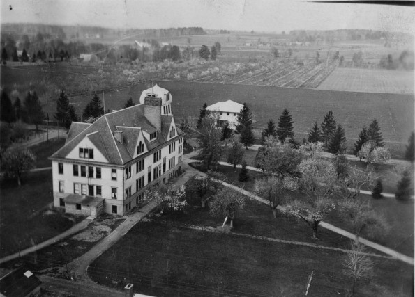 Emmanuel Missionary College Administration Building from the Water Tower