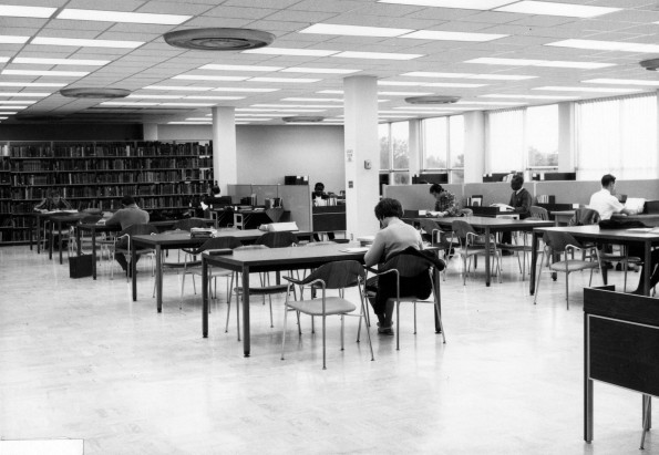 Andrews University James White Library (Interior)