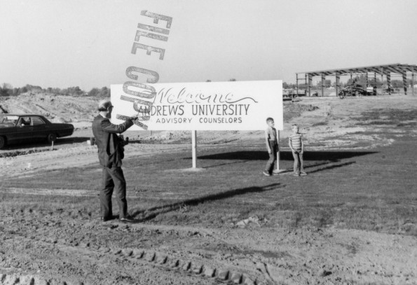 A sign to welcome Andrews University advisory counselors at University Airpark which was under construction