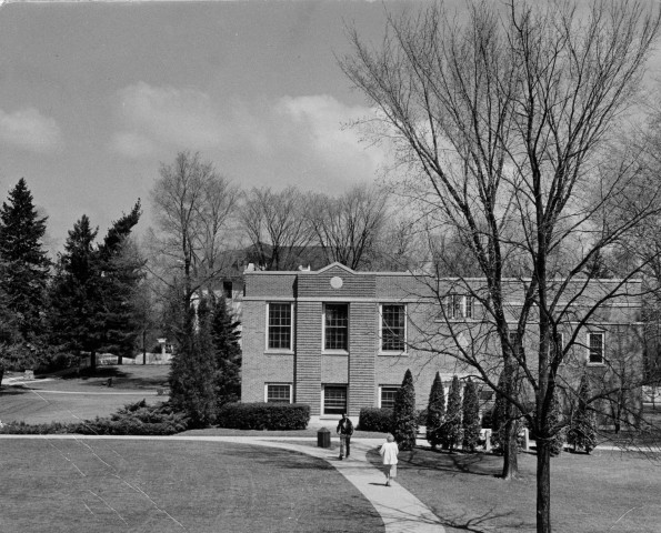 Emmanuel Missionary College James White Memorial Library (Griggs Hall)