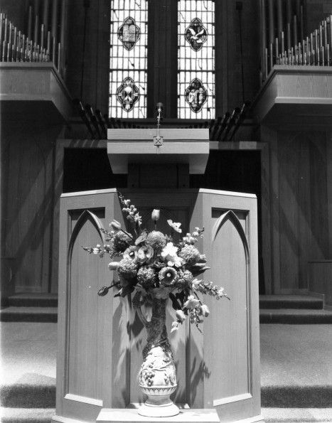 Andrews University Pioneer Memorial Church (Interior)