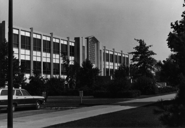 Andrews University James White Library