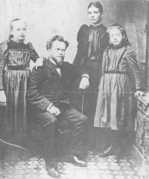 Waggoner family portrait