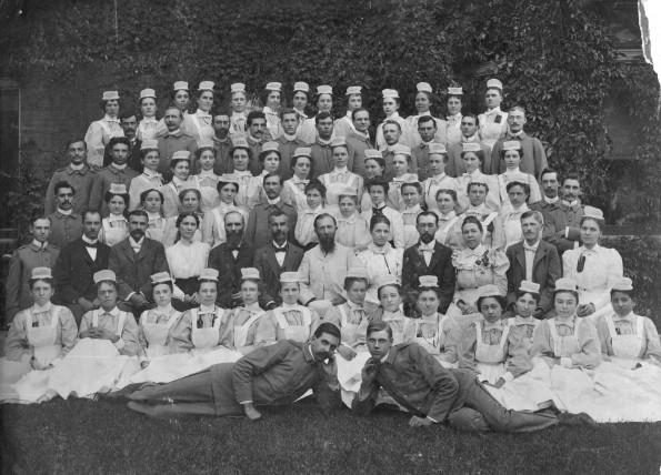 [Battle Creek Sanitarium nursing class of 1898]