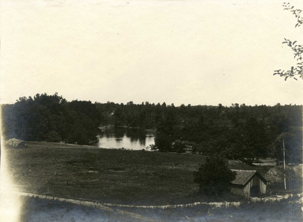 [Early Berrien Springs, Michigan, showing the lowland along the St. Joseph River]