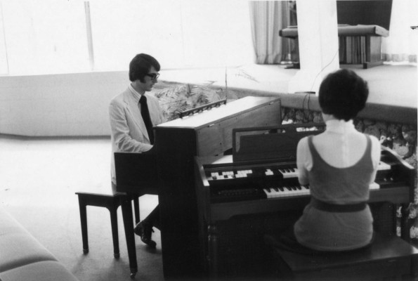 [Gene and Marie Jennings playing the keyboards at the 1972 Andrews University alumni retreat in Florida]