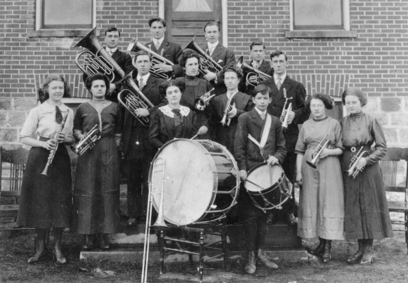 Lornedale Academy band about 1912