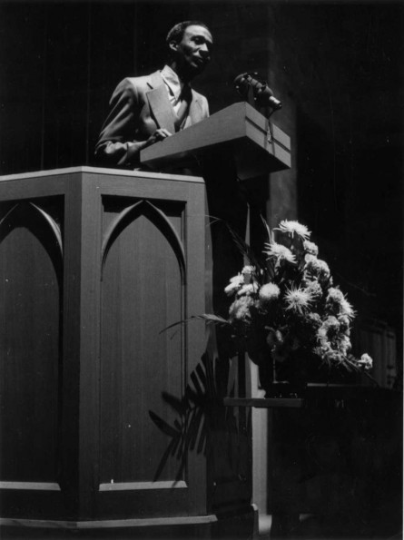 S. L. Tom DeShay preaching at Pioneer Memorial Church, Berrien Springs, Michigan