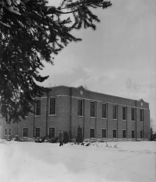 [Winter view of Griggs Hall, home of Emmanuel Missionary College's library]