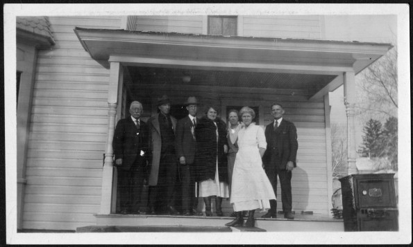 Uriah Wilton and Harriet B. Smith with an unknown group of people